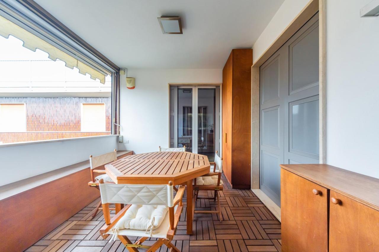 Cozy Apt - Corso Vercelli & Conciliazione M1 ميلان المظهر الخارجي الصورة